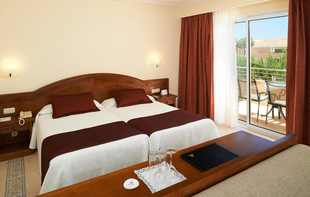 Hipotels Barrosa Garden Chiclana de la Frontera Kültér fotó